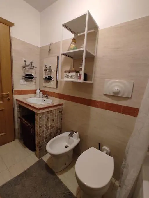 Appartamento Centro Commerciale Roma Apartamento